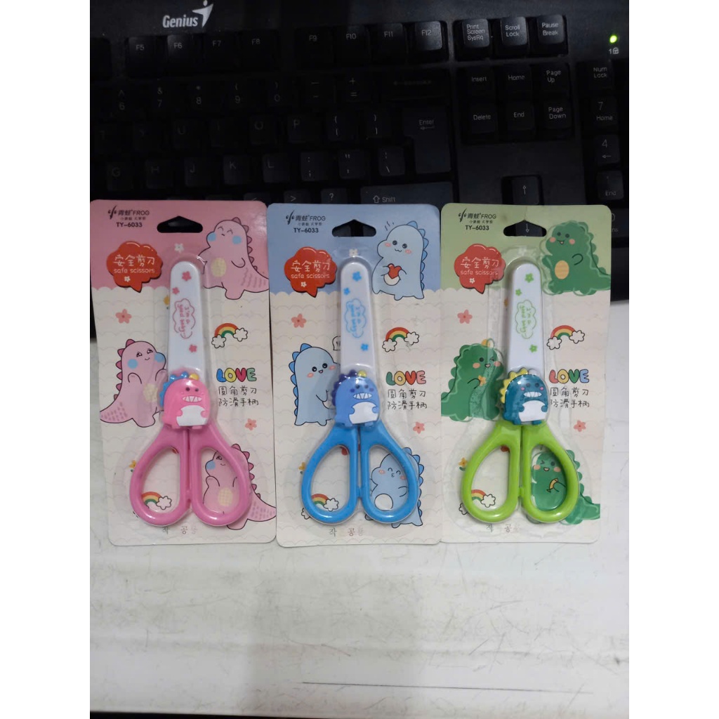 Kéo Thủ Công Save Scissors love TY - 6033