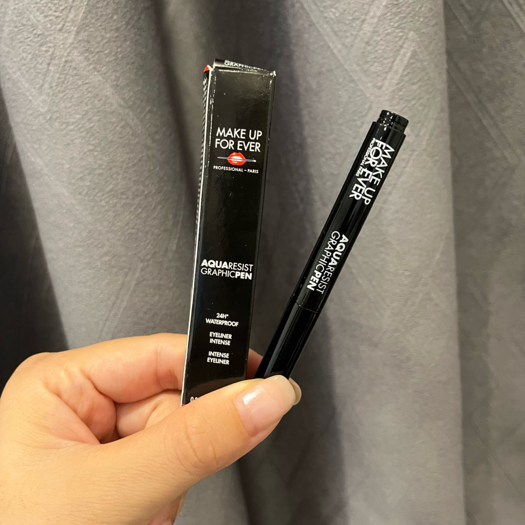 Kẻ Mắt Nước Chống Trôi Aqua Resist Graphic Pen 24h Waterproof Intense Eyeliner