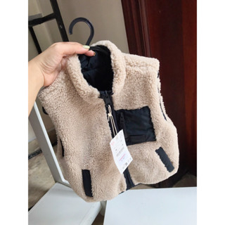 Áo Gile Bé Trai 2 Mặt Lông Cừu Và Phao ZA(có lỗi bẩn nhẹ)
