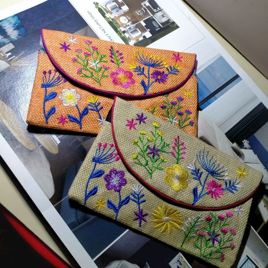 Ví đay thêu hoa có nắp phong cách cổ điển - cloth wallet