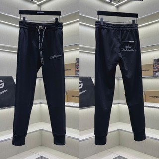 Quần jogger dài nam PB nỉ da cá thêu chữ kí vương miện Đôn Chề hai mặt phối logo eo dây rút dệt QN42P