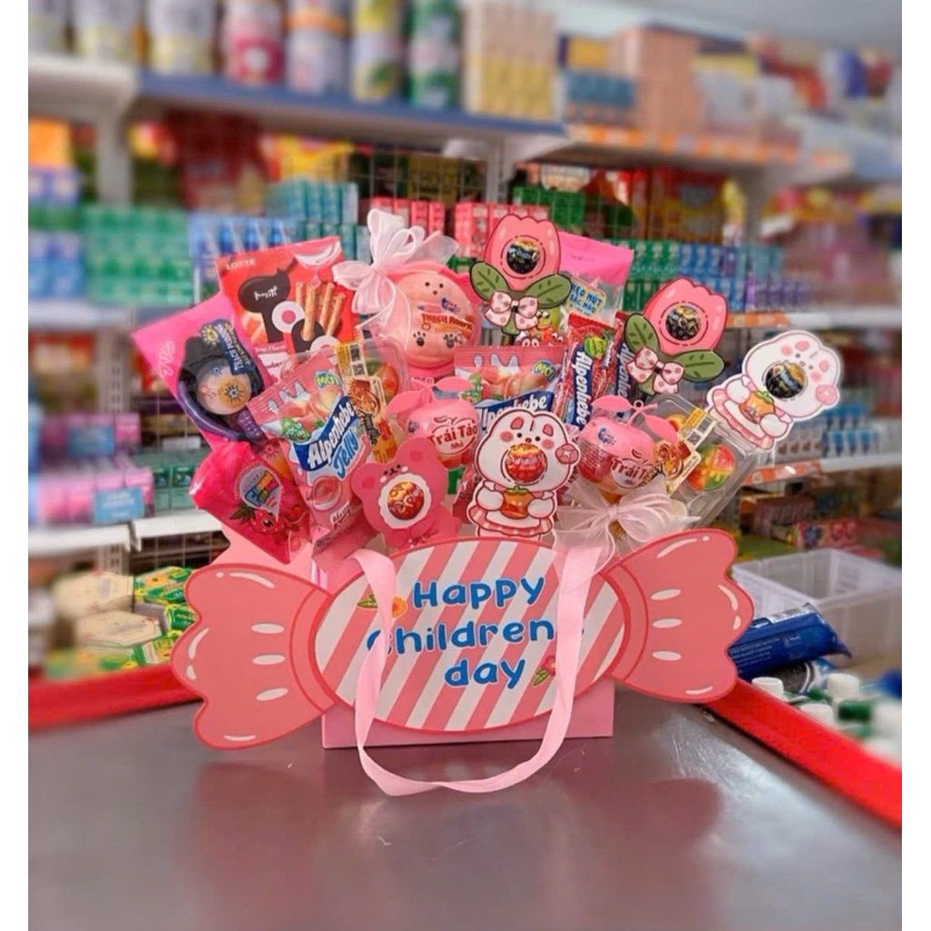 Giỏ quà sinh nhật_giỏ quà bánh kẹo làm quà tặng cho bé gái mix gấu bông