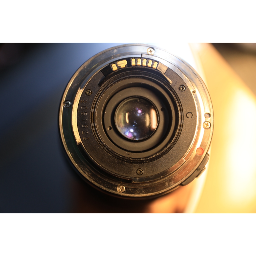 ống kính gốc rộng Canon ef Cosina 19-35mm chụp chống cháy (góc rộng hình ảnh tương đối nét- bi xứt bên trong) - Ống kính Canon EF