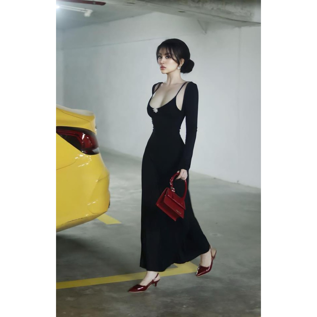 THANH LÝ Váy đầm body khoét ngực 2 dây đen