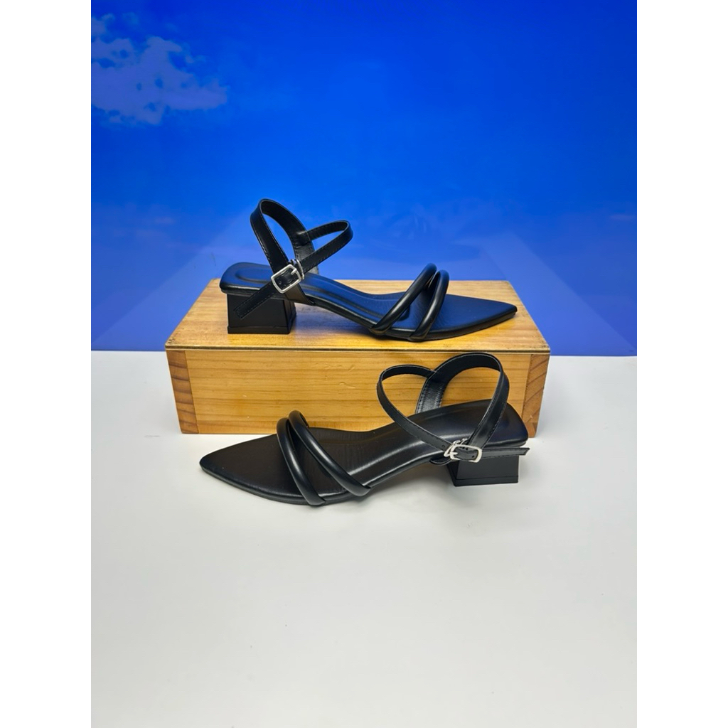 dép nữ  mũi nhọn quai hậu dây cài gót vuông cao 3cm