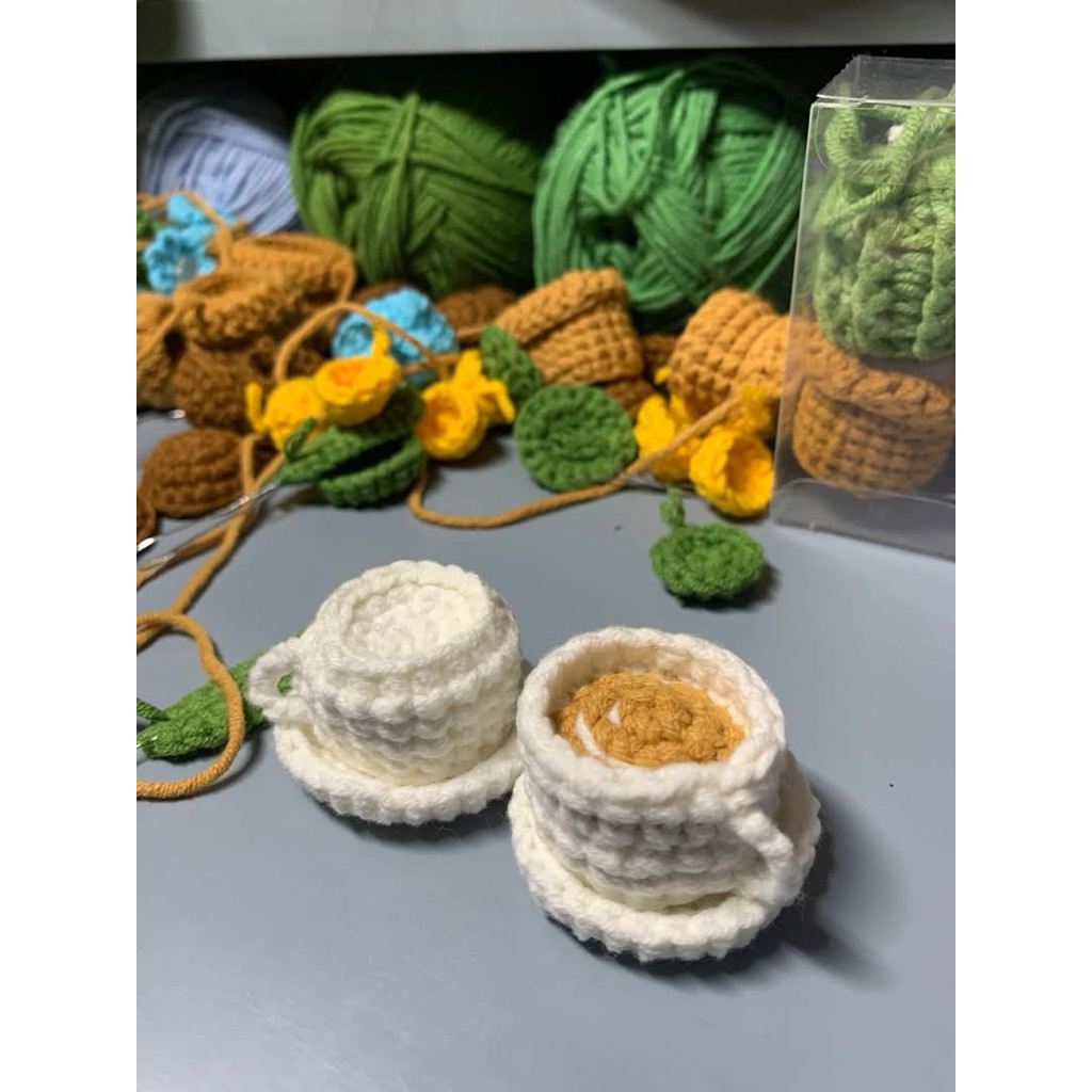 Móc khoá ly cafe mini bằng len (cafe đen/cafe sữa)