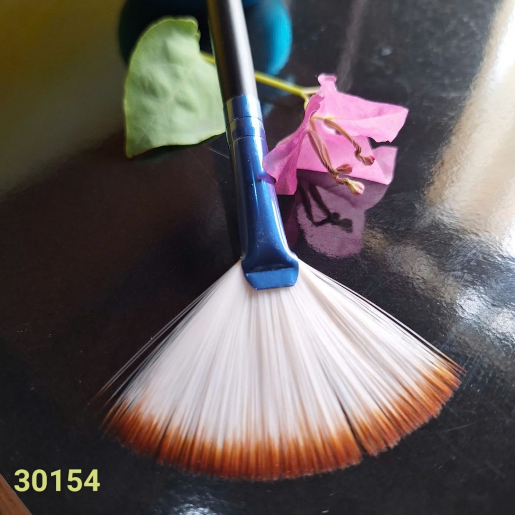 Cọ quạt, cọ xèo, lông nhân tạo , dùng vẽ mảng lớn, cọ trang điểm