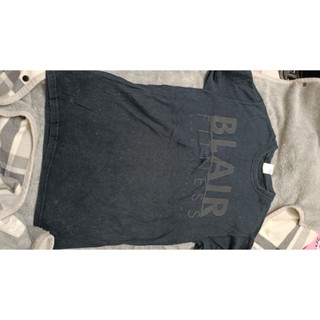 pass áo thun xanh than Blair tly