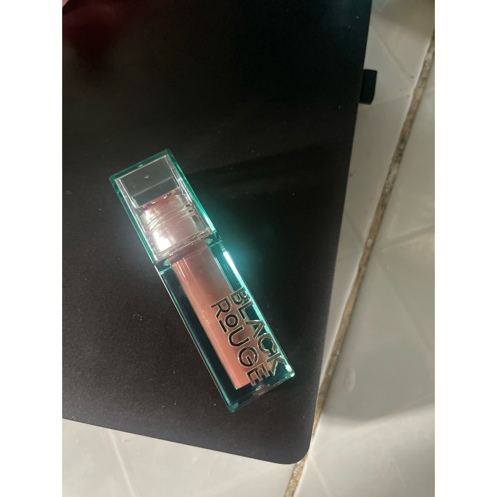 Pass son Blackrouge màu DL16 (80%).