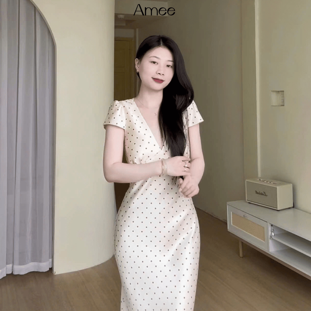 [SẴN-HỎA TỐC] Đầm Lụa Chấm Bi Dài Cổ V Dáng Đuôi Cá Lơi Nữ Tính Cao Cấp Chuẩn Tôn Dáng | BigBuy360 - bigbuy360.vn