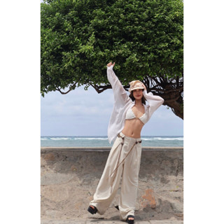  Quần linen ly xẻ thấp 