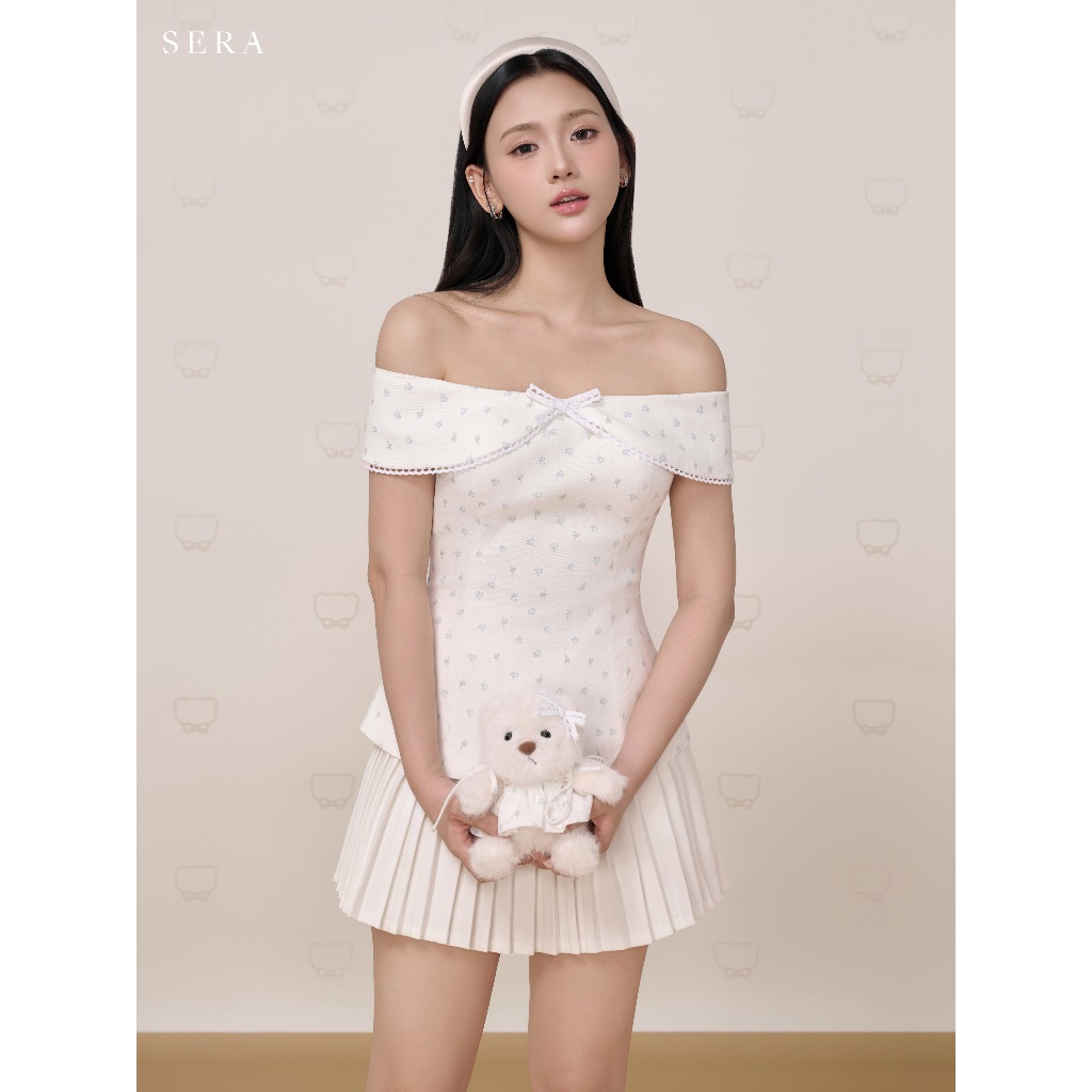 SERA - Set áo trễ vai viền ren hoa nhí xanh Nancy và chân váy xếp ly Jenna (TÁCH SET)