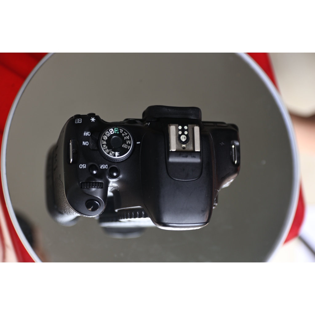 máy ảnh canon kiss x5 (như mới - màn hình xoay lật) - Máy ảnh