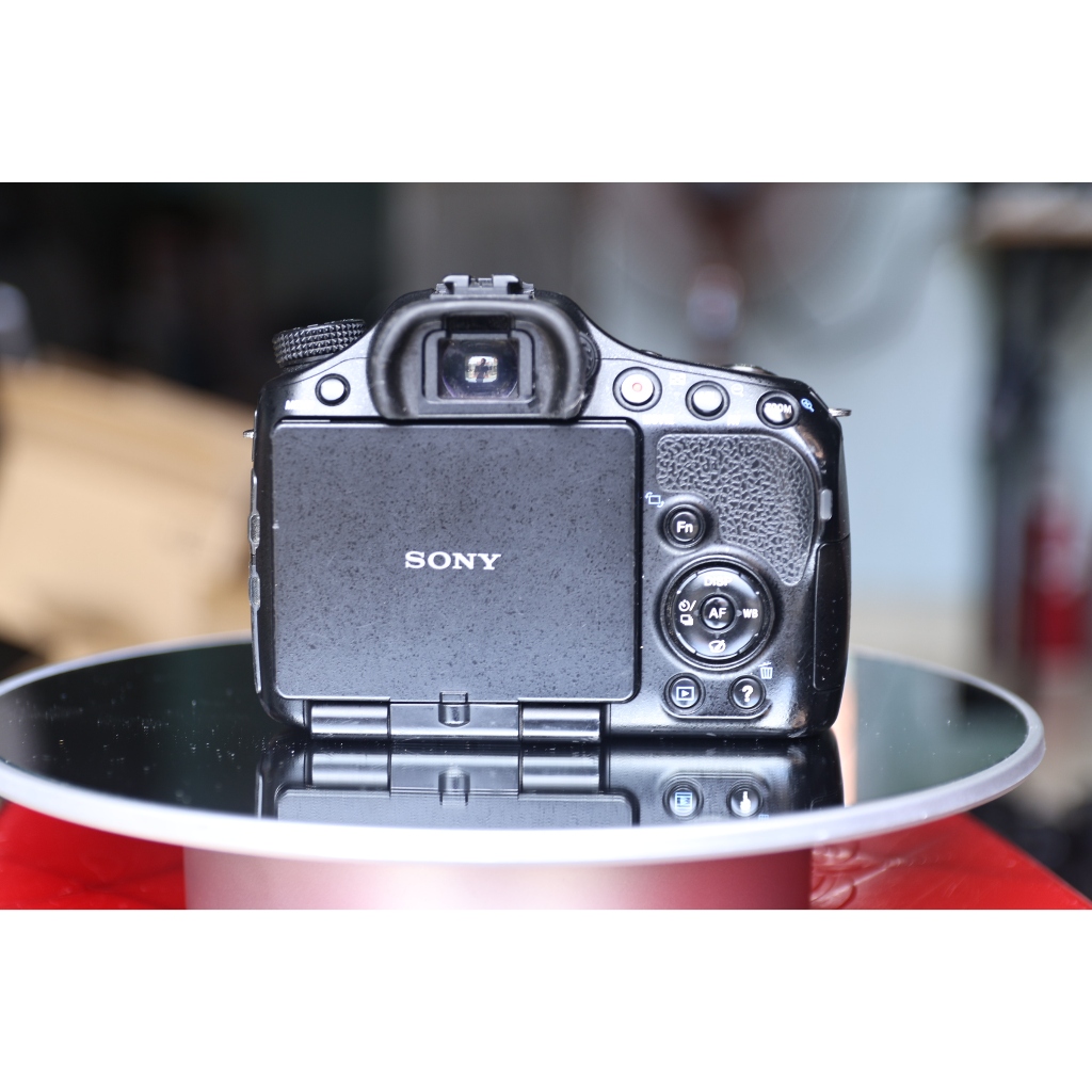 Máy ảnh Sony A57 (Siêu đẹp - màn hình xoay lật) - Ống kính Sony A mount