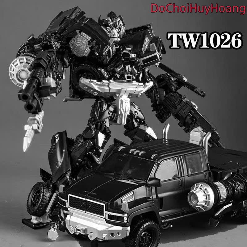 Mô hình robot Ironhide biến đổi thành xe oto TW1026