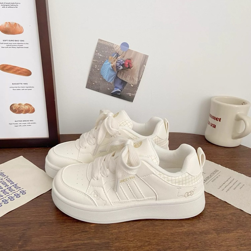 Giày Thể Thao Phối Hình Dễ Thương