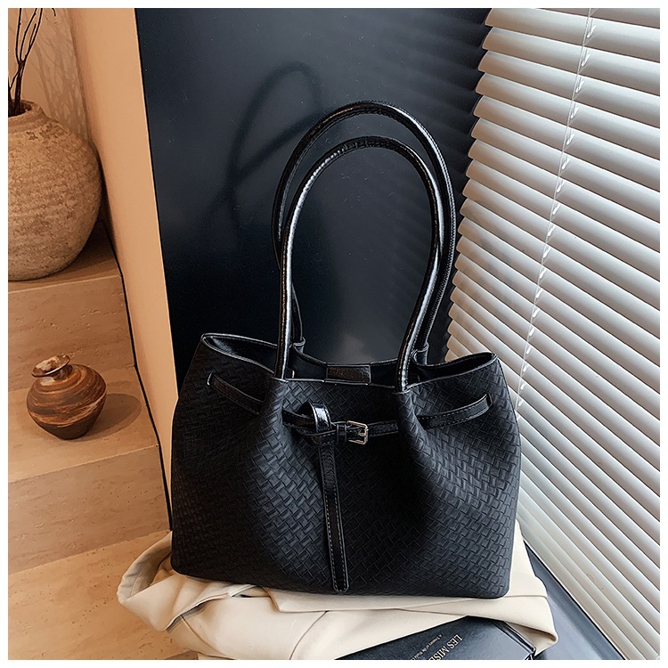 Túi Tote Nữ Đựng Laptop – Thiết Kế Basic Thanh Lịch, Có Dây Đeo Chéo Tiện Dụng, Phù Hợp Đi Làm & Đi Học