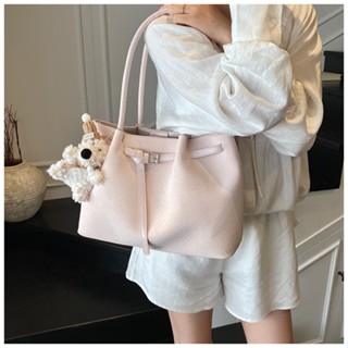 Túi tote dung tích lớn Có thể đựng vừa laptop túi basic dễ đeo phù hợp mọi lứa tuổi Thời trang cao cấp túi đeo vai nữ