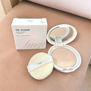 Phấn phủ kiềm dầu oil clear smooth & bright pact