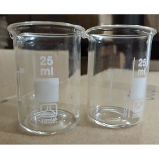 Cốc thủy tinh có mỏ 25ml, 50ml của Đức