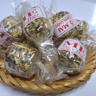 Ô Mai me Cam Thảo