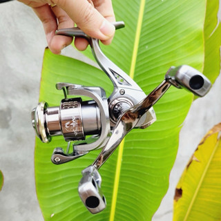 Máy câu cá tay quay đơn -tay quay đôi cân bằng Silver bạc 2500-3000 chuyên câu lure kim loại cối nông Fishing