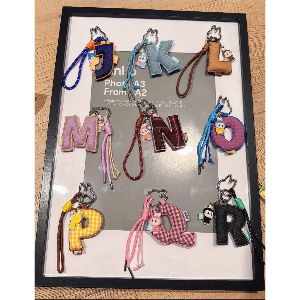 Móc khóa chữ LABUBU POPMART