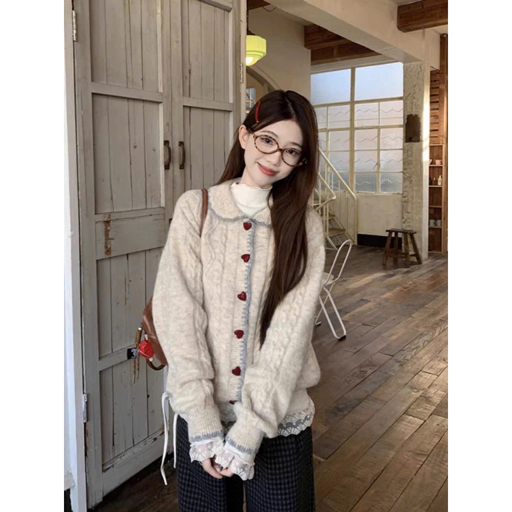 [SẴN] Áo Khoác Cardigan Nữ cổ Polo màu be Dày Dặn Cúc Tim, Áo Khoác Len Cổ Bẻ Điệu Đà Dễ Phối Đồ - 155 | BigBuy360 - bigbuy360.vn
