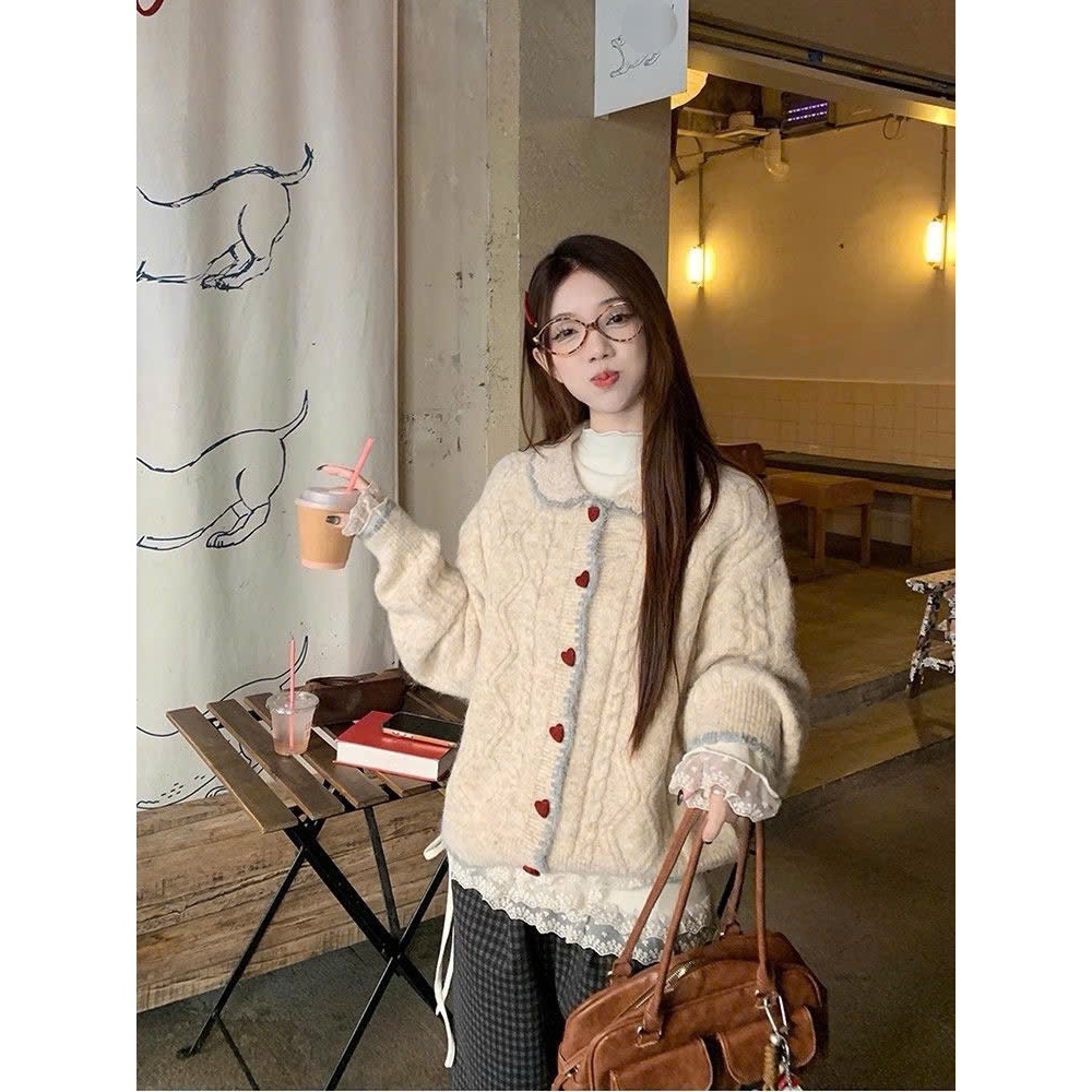 [SẴN] Áo Khoác Cardigan Nữ cổ Polo màu be Dày Dặn Cúc Tim, Áo Khoác Len Cổ Bẻ Điệu Đà Dễ Phối Đồ - 155 | BigBuy360 - bigbuy360.vn
