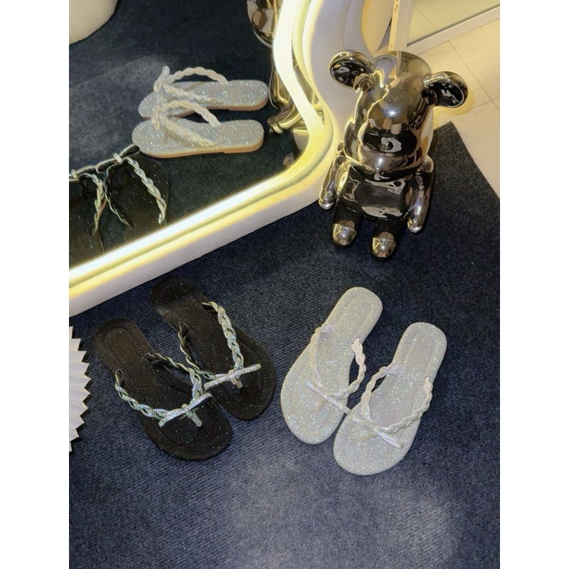 ( Chân gầy lùi size) Dép Lê Nữ Kẹp Bính Nơ Đá Kim Tuyến mũi tròn sang trọng cao 1cm (mẫu mới 2025)