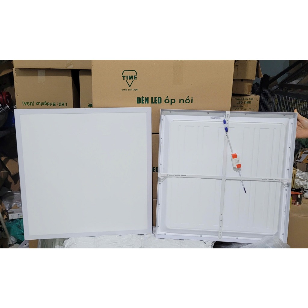 Combo 02 Đèn led panel 600x600 48-55w ốp nổi trần- Đèn ốp nổi trần 600x600 hàng đẹp