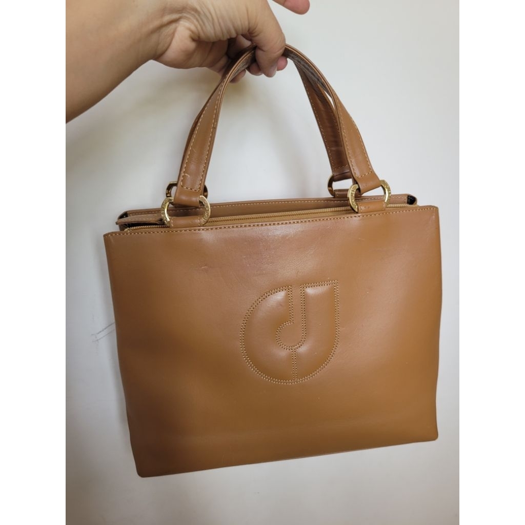 túi xách hiệu charles Jourdan