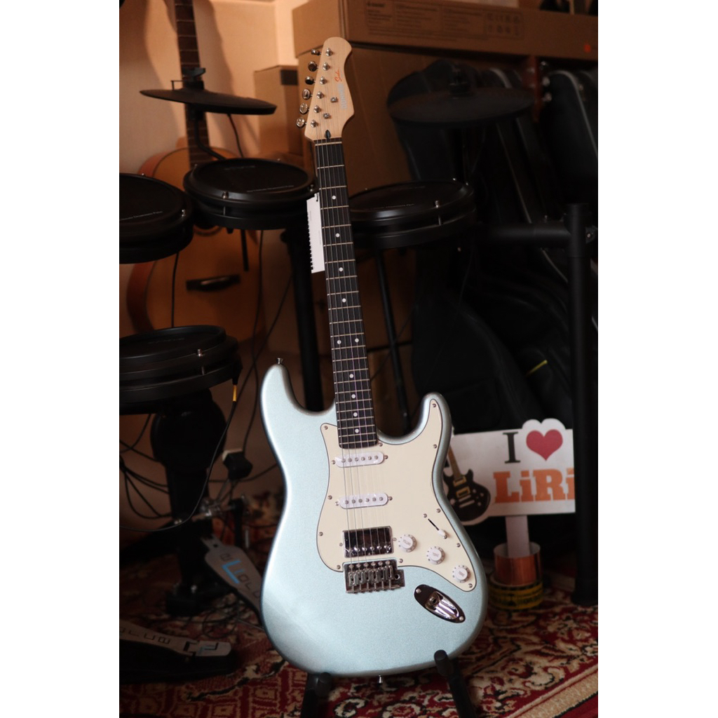 [Không Kèm Amply] Guitar điện donner DST-152 Blue Chính Hãng- Không kèm Amply | Liri Music