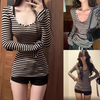   VIDEO THẬT  SẴN Áo thun cổ V có khuy xinh trễ dài tay dáng chiết eo ôm sát body sọc ngang đen hothit thu đông y2k retro 