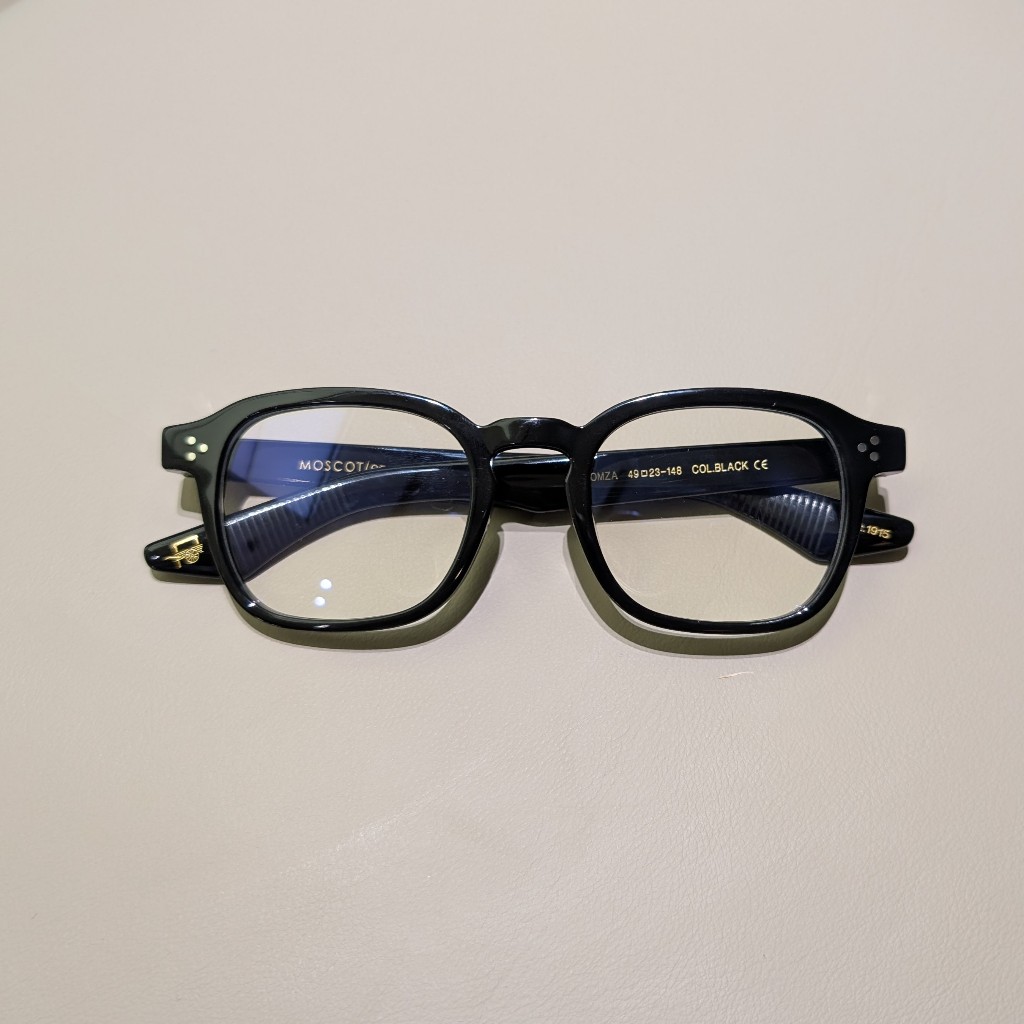 Gọng kính Moscot Momza NYC Col. Black dáng soft square acetate size 49-23-148 - Fusuma Optical