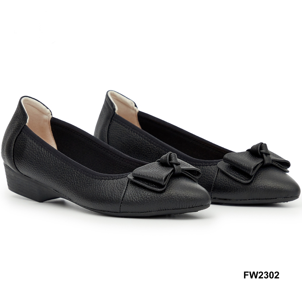 Giày Nữ Da Bò Fujiwa'Style - FW2302. Đế Cao Su. Form Chuẩn Size. Đế Cao 3 Cm. Size: 35, 36, 37, 39.