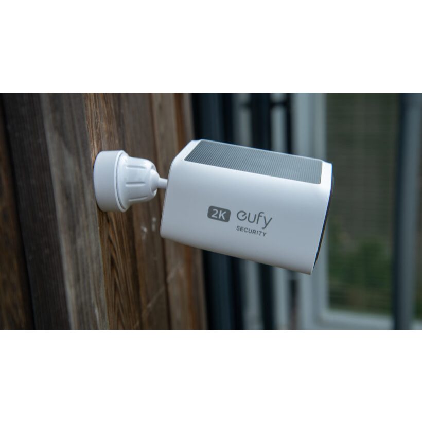 Camera dùng pin Eufy Solocam S220 2K không dây ngoài trời, tích hợp tấm pin năng lượng mặt trời