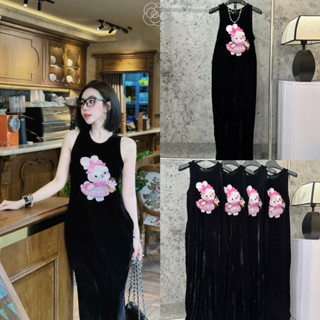 Váy nhung sát nách thêu thỏ hồng dáng dài