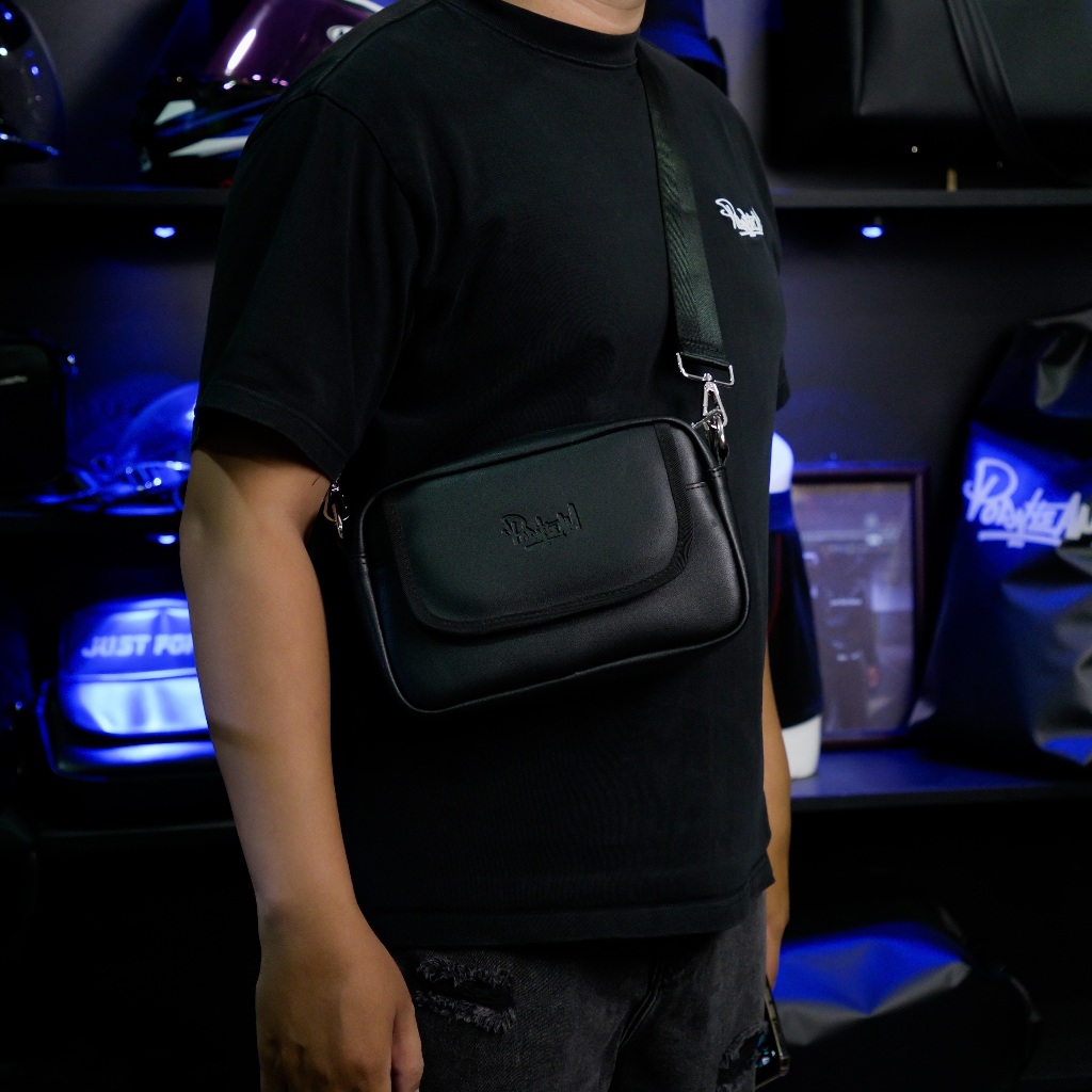 Túi chéo ( Crossbody bag) logo PT VIETNAM chất liệu simili logo dập chìm