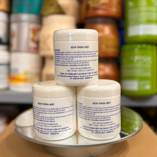 Kem Massage Dưỡng Da Vitamin E Naco 225gr