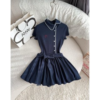  Đầm Kiểu Nữ Cổ Lệch Đính Nút Hoa Xanh Đen Anna - Xuka Dress 