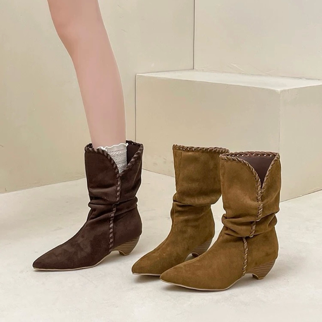 Boots nữ da lộn mũi nhọn cổ ngắn đế cao 4cm không khoá