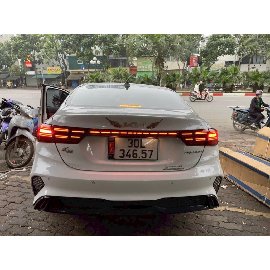Led cốp Liền +  Nét đứt lắp Kia Cerato và Kia K3 từ 2019 đến 2024+ Hàng VLand Cao Cấp