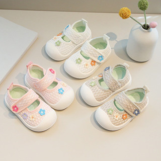 Sẵn hàng _ Giày lười dán thêu hoa full hộp dễ mang cho  bé gái sz 18-23 mã A528