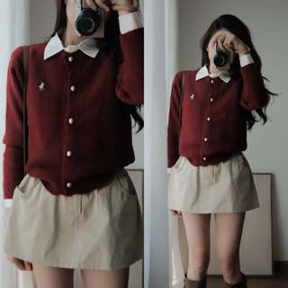 A994 Áo len cardigan cúc đồng thêu ngựa Audrey