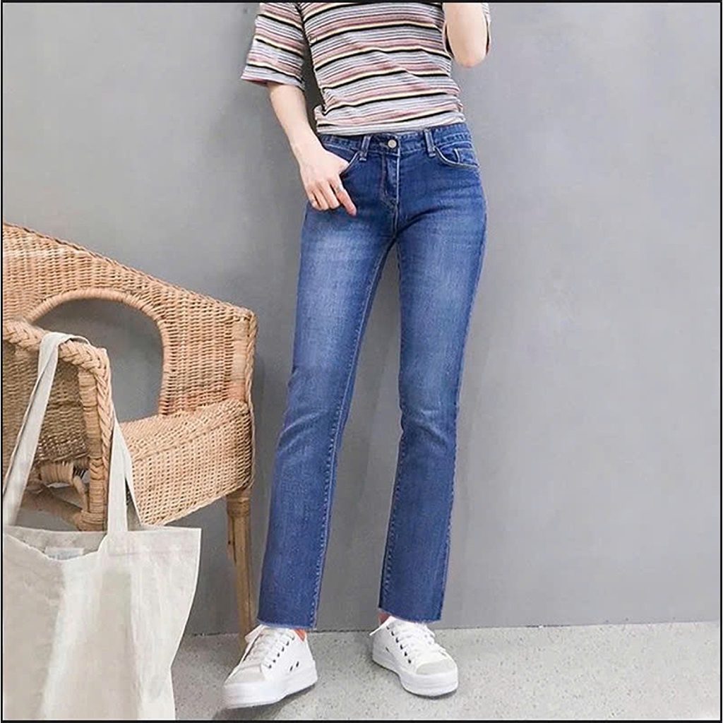 Quần Ống Đứng Hơi Loe Jean Nữ Gấu Tua Fujiwa - OOT. Lưng Cao Ngang Rốn. Size Từ 26 - 32