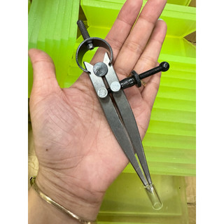 Compa ke viền