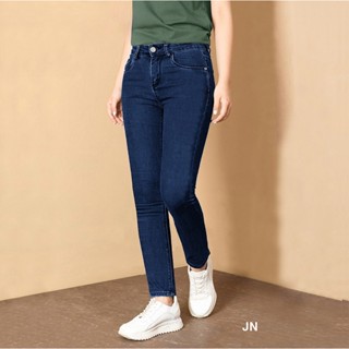  Quần Jean Nữ Fujiwa'Style - JN. Lưng Cao Ngang Rốn Ống Đứng Hơi Ôm. Có Size Từ 42kg - 70kg 