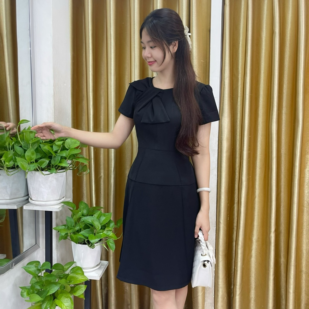 🌟 Đầm Đen Nơ Cổ Sang Trọng – NNK 🌟