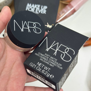 Che khuyết điểm Nar.s dạng hũ